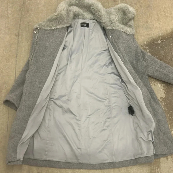 Wool blend club monaco pea coat - Picture 3 of 7